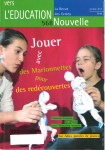 Jouer avec des marionnettes : compte-rendus de pratiques